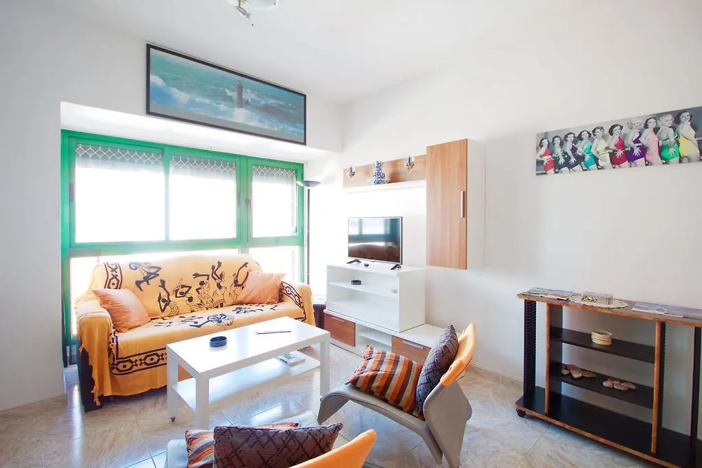 Live Is A Beach Apartman Arinaga