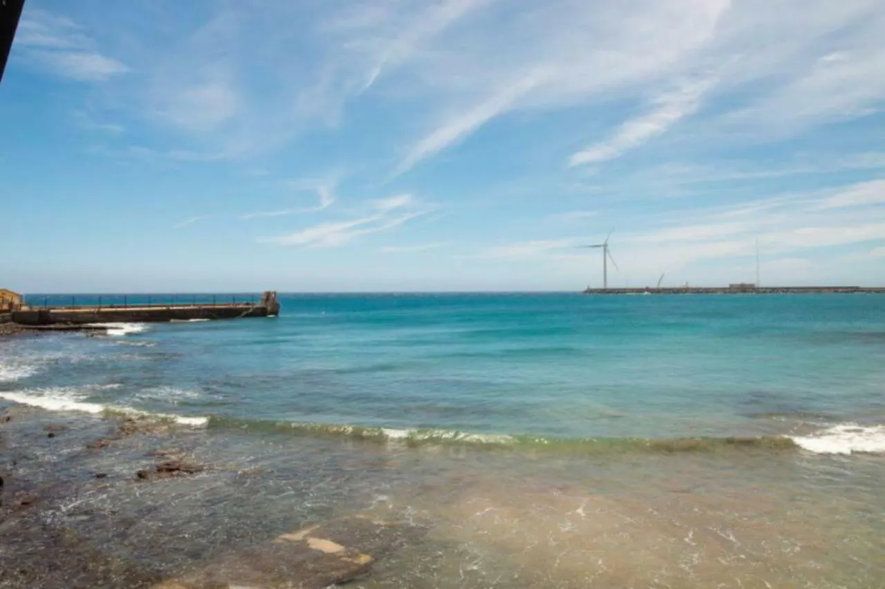 Live Is A Beach Apartman Arinaga
